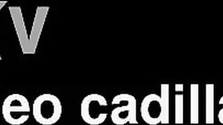 Cleo Cadillac Uma Visita A Um Amigo Americano E Ele Nao Perdeu Tempo Comeu Ate O Cu E Encheu A Bunda