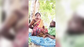 Telugu Mature Paid Bhabhi Giving Handjob And Fucking In Outdoor With Short Man (Viral MMS)