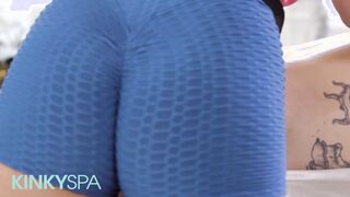 Kinky Spa - Naughty Babe Violet Starr Gives The New Client The Full Body Treatment The Spa Can Offer
