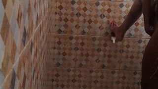 Fell down while trying to twerk inside bathroom????