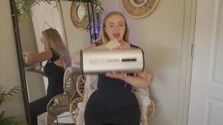 Autoblow VacuGlide - Review - The Suction Aided Milking Machine!
