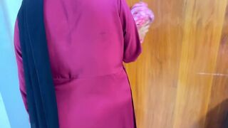 Hot Big Butt & Big Tits Egypt Beautiful Maid Cleaning Boss's Room & Make Him Seduce For Fucking Her