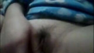 Volume on.nella prima parte vengo da sola gridando come una pazza.nella seconda un pò di spagnolette