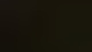 I love bottoming out her pussy