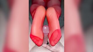 Amateur footjob in the red pantyhose big cum