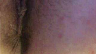 ДА, трахай мою узенькую попку! Вылижи мой анус, а затем снова вводи член! Кончи мне в ротик!