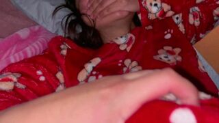 Innocent Chica FUCKING her Stepdad at Night She loves it!!