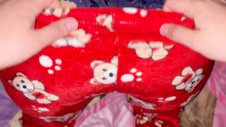 Innocent Chica FUCKING her Stepdad at Night She loves it!!