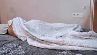 real amateur steomom شق صبحگاهی و مادرخوانده هورنی که پسرشو بیدار میکنه مکالمه ایرانی داستانی