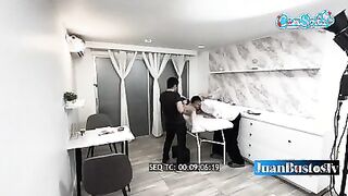 Juan Bustos VOYEUR #01 Karolin Gomezxx & Millan Rodriguez - detras del porno