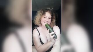 PLAYING WITH A CUCUMBER | Fansly - starjoannaxxx