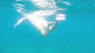 Spreading legs, sexy ass, underwater flower dress