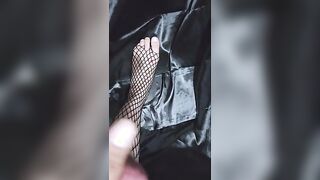 I cum on a whore's stockings in the bathroom of the club