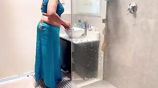 Beautiful Indian Couple - Hot Desi Wife in Saree Making Love in Shower - Saree Sex in Bathroom