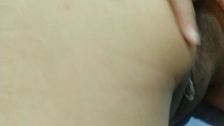 Me metieron los dedos al culo por primera vez