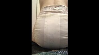 awesome diaper farts... volume up!