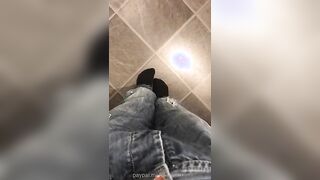 peeing jeans twice