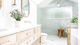 [F4M] Now I Have to Hold Your Penis! [watersports]mentions of[peeing][toilet][penis holding][penis]