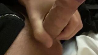 Watch me masturbate my dick in bed and make me cum