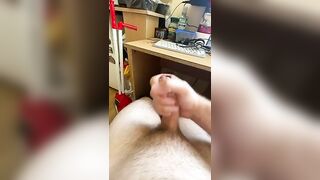 Watching a fit ass girl and masturbating my penis