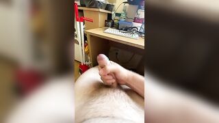 Watching a fit ass girl and masturbating my penis