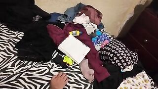 solo con escuchar como folllan a esta milf te vas a venir