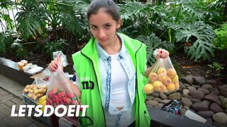 Amateur MILF Mary Gomez Facialized After Hot Fuck - LATINA MILF