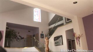 Cute Babe Getting Interracial Fuck