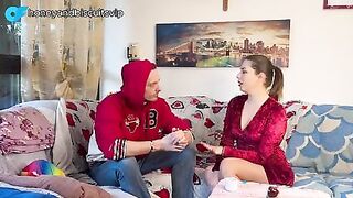 Mia suocera mi provoca mentre aspetto mia moglie non resisto la scopo- Subtitle English