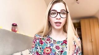 2 main signs a man is a submissive BETA (without coming out)