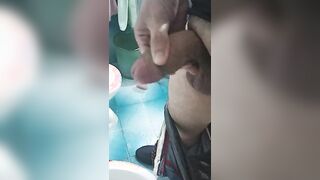 After pee I have a nice masturbation