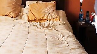 Great cumshot on stepmom's wonderful ass with her jeans on, two cameras recording it