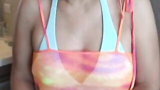 I expose myself on the beach and before fucking a stranger, I urinate in front of him