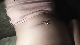 Watch how my belly reacts on a orgasm