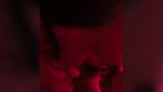 Hice un increíble blowjob a mi mejor amigo hice que terminara en mi boca!!!!!!