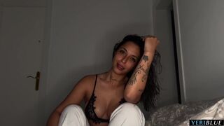 La mujer ARABE de mi hermano es una guarra! aprovecha que no esta y me corro dentro de su coño - HIBA HAKIMI