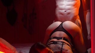 PERFECT ASS DOGGYSTYLE AND MIRROR BLOWJOB with this tinder girl