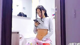 TE ESTABA ESPERANDO!! Que rico comerme a la novia de mi mejor amiga.