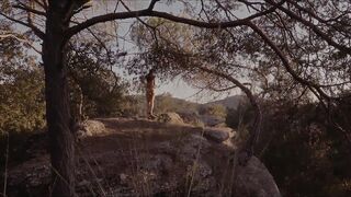 Melisa Mendini Nude forrest walk