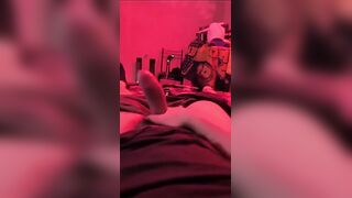 Masturbacion y gimiendo rico