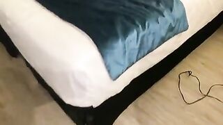 STEPSON HELPS IN HIS HORNY STEPMOTH'S SEXUAL EXPERIENCE!