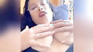 I want your cum on my tits