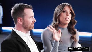 WIFEY Stunning Fit Hotwife Jessie Gets Stretched Out By BBC In Front Of Hubby