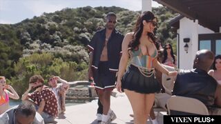 VIXENPLUS First-Ever Gangbang For Babe Violet Myers