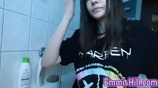 Best of Pissing! 18y EMMI HILL Piss compilation!