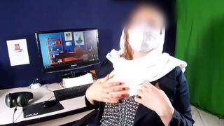مچ کارمند محجبه و متاهلم رو گرفتم و کوس و کونش مال خودم شد / caught my secretary watching porn