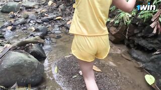 Lamia Nimo Babe oy - Pinay Inabutan ng Ulan sa Tabing Ilog - NatureLoverPH